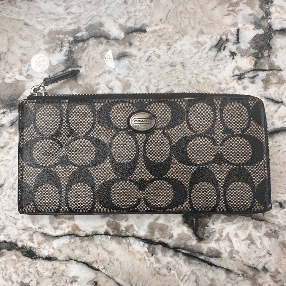 Coach Signature Canvas Zip Wallet - Black and Brown